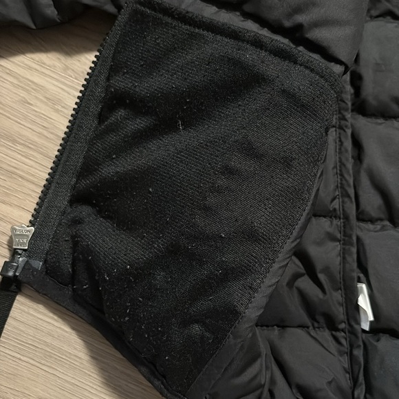 The North Face boys puffer jacket - Picture 5 of 9